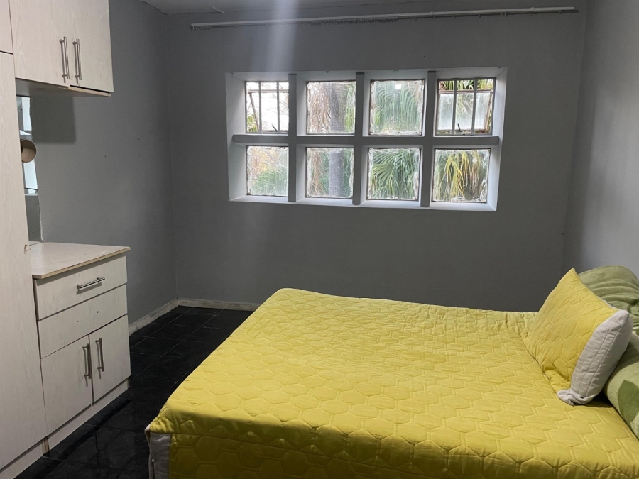 5 Bedroom Property for Sale in Amalinda Eastern Cape